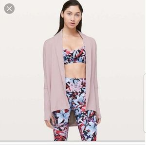 *New Lululemon blush wrap sz 6